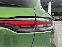 2021 Porsche Macan 2.0T, зелёный — фото 5