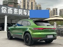 2021 Porsche Macan 2.0T, зелёный — фото 17