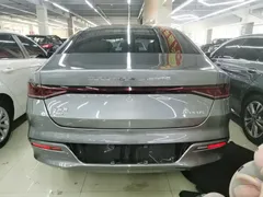 2024 BYD Qin PLUS Honor DM-i PHEV 55km Leading — фото 6
