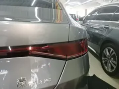 2024 BYD Qin PLUS Honor DM-i PHEV 55km Leading — фото 8