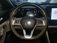 2024 BYD Qin PLUS Honor DM-i PHEV 55km Leading — фото 11