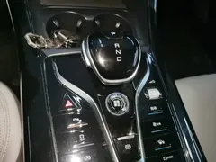 2024 BYD Qin PLUS Honor DM-i PHEV 55km Leading — фото 14