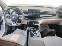 2023 BYD Qin PLUS Champion DM-i PHEV 55KM Leading, белый — фото 10