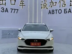 2023 Mazda 3 2.0L AT, белый — фото 2