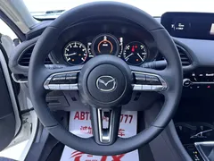 2023 Mazda 3 2.0L AT, белый — фото 11