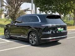 2026 Aito M7 EREV Ultra 4WD 5-seat 192-line Lidar, чёрный — фото 10