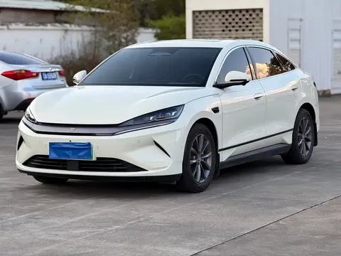 2025 BYD Qin L EV 470km Leading