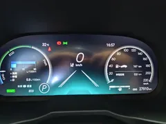 2023 Toyota Wildlander Hybrid 2.5L E-CVT 2WD Luxury Plus, белый — фото 4