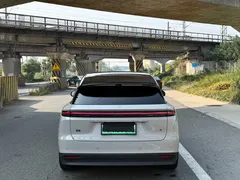 2026 Li Auto i6 2WD Standard — фото 2