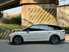 2026 Li Auto i6 2WD Standard — фото 3