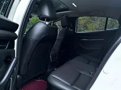 2023 Mazda 3 2.0L AT, белый — фото 11