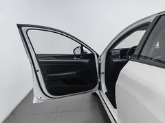 2020 Kia K5 270T CVVD Luxury, белый — фото 8