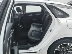 2020 Kia K5 270T CVVD Luxury, белый — фото 15