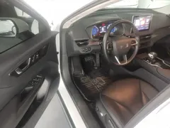 2024 Hongqi E-QM5 450km Mobility, белый — фото 16