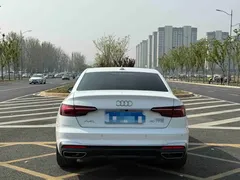 2022 Audi A4L 40 TFSI Fashion Dynamic, белый — фото 8