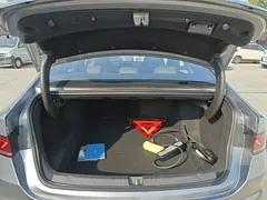 2024 BYD Qin PLUS Honor DM-i PHEV 55km Leading — фото 19