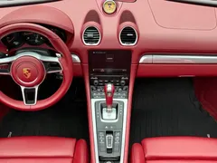 2020 Porsche 718 Boxster 2.0T, белый — фото 7