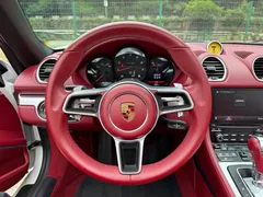 2020 Porsche 718 Boxster 2.0T, белый — фото 9