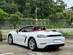 2020 Porsche 718 Boxster 2.0T, белый — фото 12