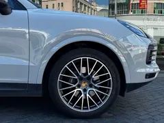 2022 Porsche Cayenne S Coupe 2.9T Platinum — фото 8