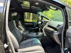 2021 Toyota Alphard Hybrid 2.5L Premium, чёрный — фото 18