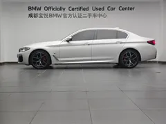 2021 BMW 5 Series 530Li Premium M Sport Package, белый — фото 4