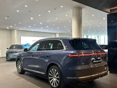 2026 Aito M7 EREV Ultra 4WD 5-seat 192-line Lidar, синий — фото 20