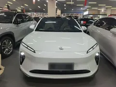 2024 Nio ET5T 75kWh Touring, белый — фото 3