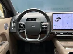 2025 Li Auto L9 Smart Refresh, белый — фото 7