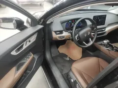 2023 Hongqi E-QM5 EV 620km PLUS, чёрный — фото 16