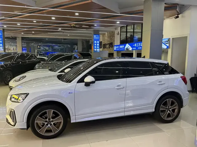 2022 Audi Q2L 35 TFSI Fashion Sport