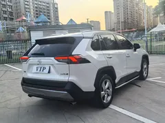 2020 Toyota RAV4 2.0L CVT 2WD Fashion, белый — фото 7