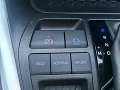 2020 Toyota RAV4 2.0L CVT 2WD Fashion, белый — фото 25