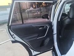 2020 Toyota RAV4 2.0L CVT 2WD Fashion, белый — фото 32