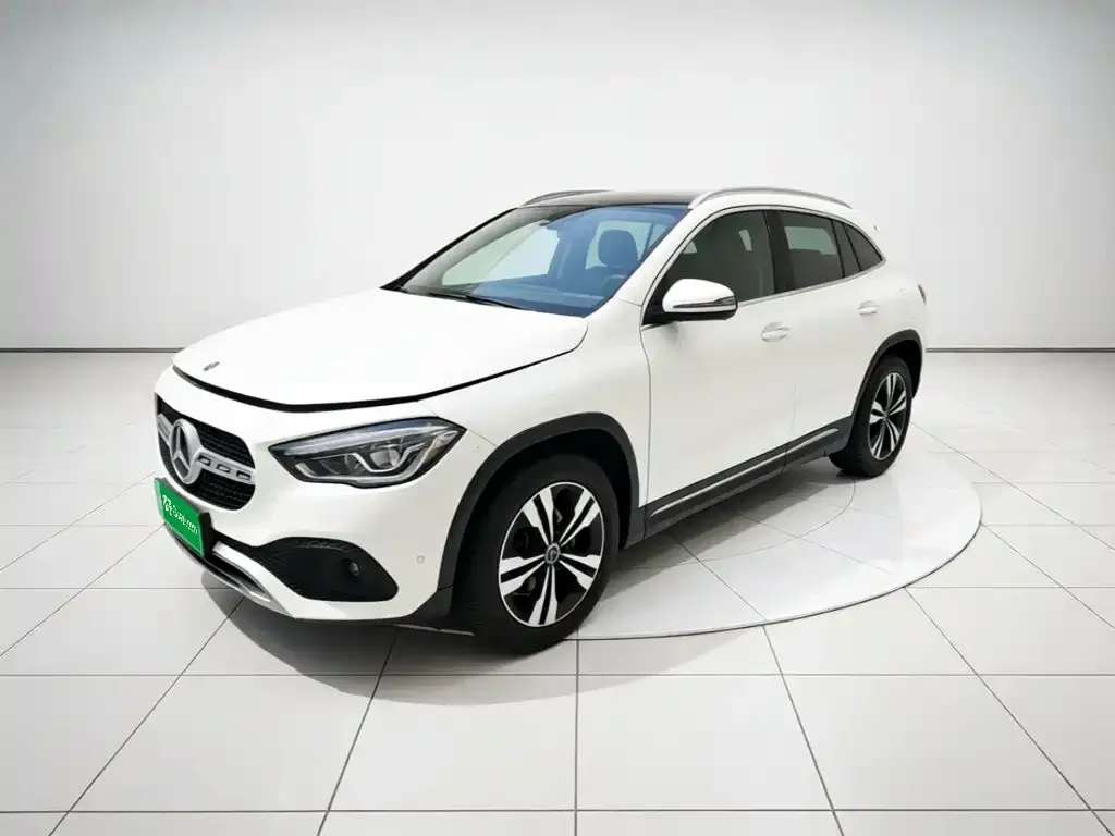 2022 Mercedes-Benz GLA 220
