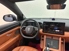 2024 Aito M7 1.5T RWD Smart Driving Ultra 5-seat, синий — фото 21