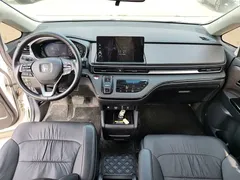 2022 Honda Odyssey 2.0L e:HEV, белый — фото 11