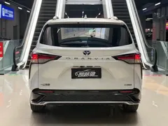 2023 Toyota Granvia 2.5L Hybrid Luxury, белый — фото 16