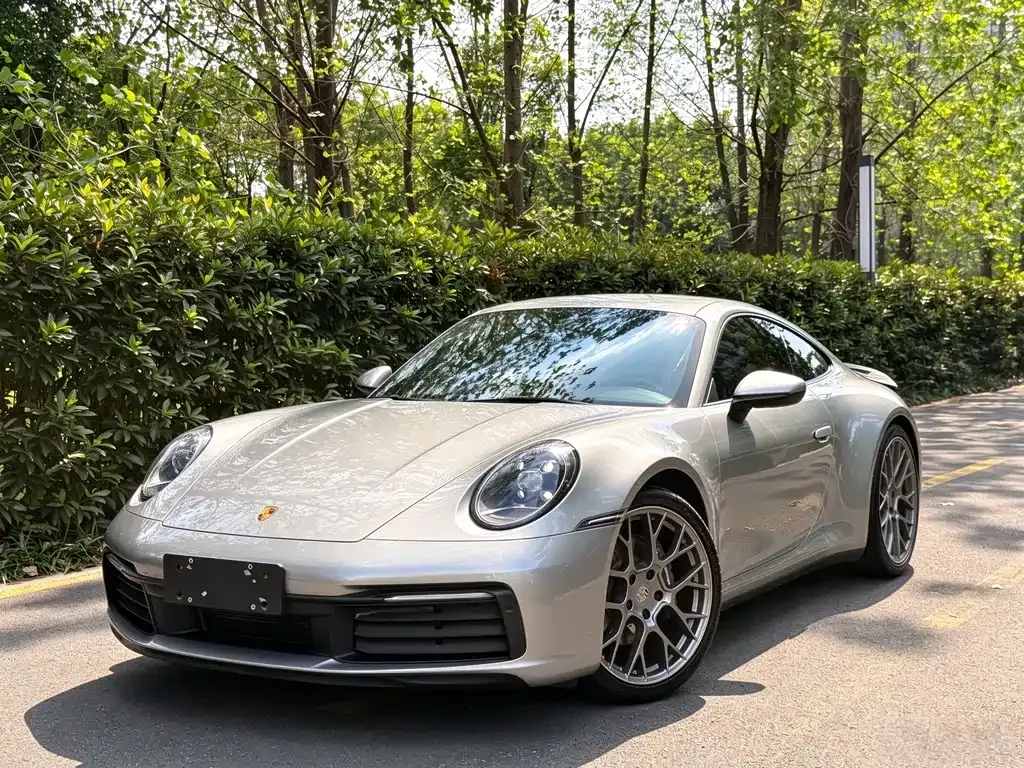 2023 Porsche 911 Carrera 3.0T