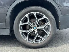2021 BMW X1 Leading, зелёный — фото 45