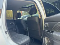 2021 Mitsubishi Outlander 2.0L 2WD Enjoy 7-seat, белый — фото 16