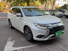 2021 Mitsubishi Outlander 2.0L 2WD Enjoy 7-seat, белый — фото 22