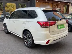 2021 Mitsubishi Outlander 2.0L 2WD Enjoy 7-seat, белый — фото 25