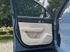 2021 Li Auto ONE EREV 6-seater, синий — фото 10