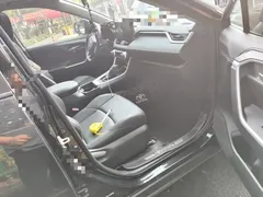 2022 Toyota Wildlander 2.0L CVT 2WD Luxury Plus, чёрный — фото 19