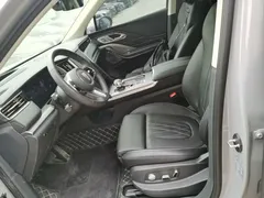 2024 Hongqi HS7 2.0T PHEV 4WD 6 — фото 15