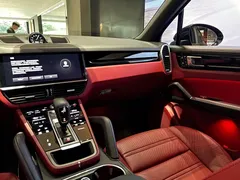2021 Porsche Cayenne E-Hybrid 2.0T PHEV, чёрный — фото 13