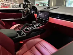 2021 Porsche Cayenne E-Hybrid 2.0T PHEV, чёрный — фото 17