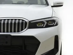2023 BMW 3 Series 320Li M Sport Package, белый — фото 3