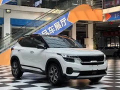 2021 Kia Seltos 1.5L CVT, белый — фото 3